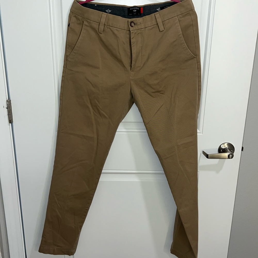 Dockers khaki slim pants